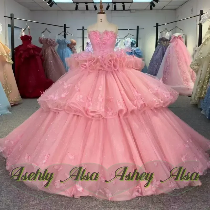 Rosa glänzende Quinceanera-Kleider, schulterfrei, mit Schleife, gestuftes Tüll-Korsett, Party-Geburtstagskleid für das 16. Geburtstag, Vestidos 15 Anos