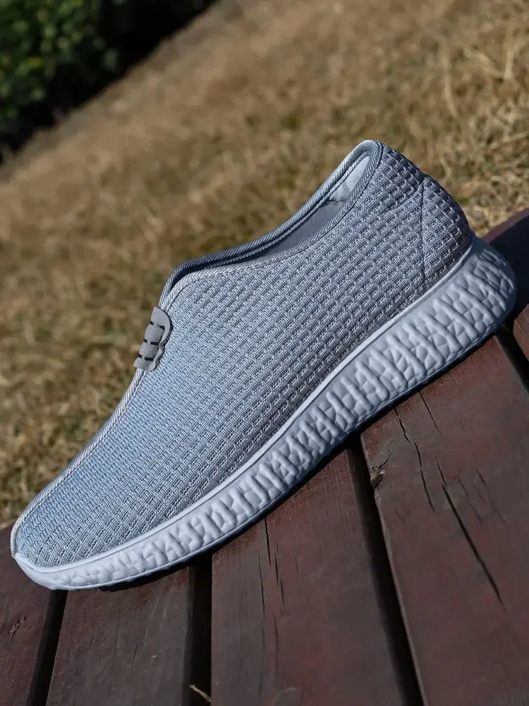 Breathable and Non-Slip Men's Old Beijing Zen Cloth Shoes