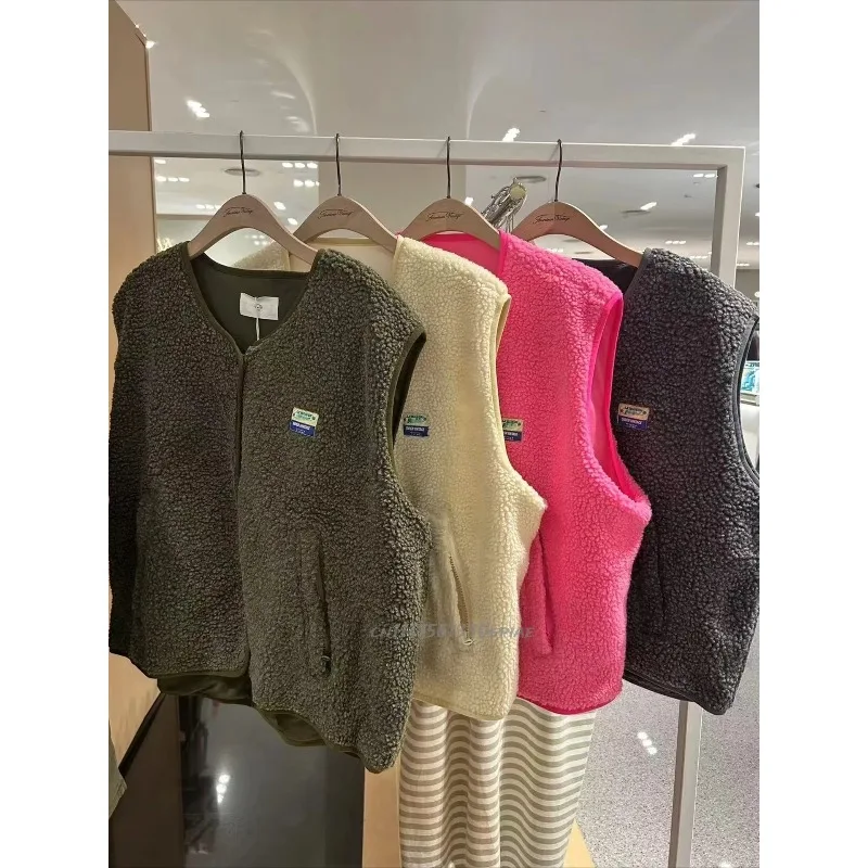Warm Knitted Lamb Fur Vest Women American Vintage Fleece Lined Round Neck Single Button Thickened Autumn Winter Outerwear