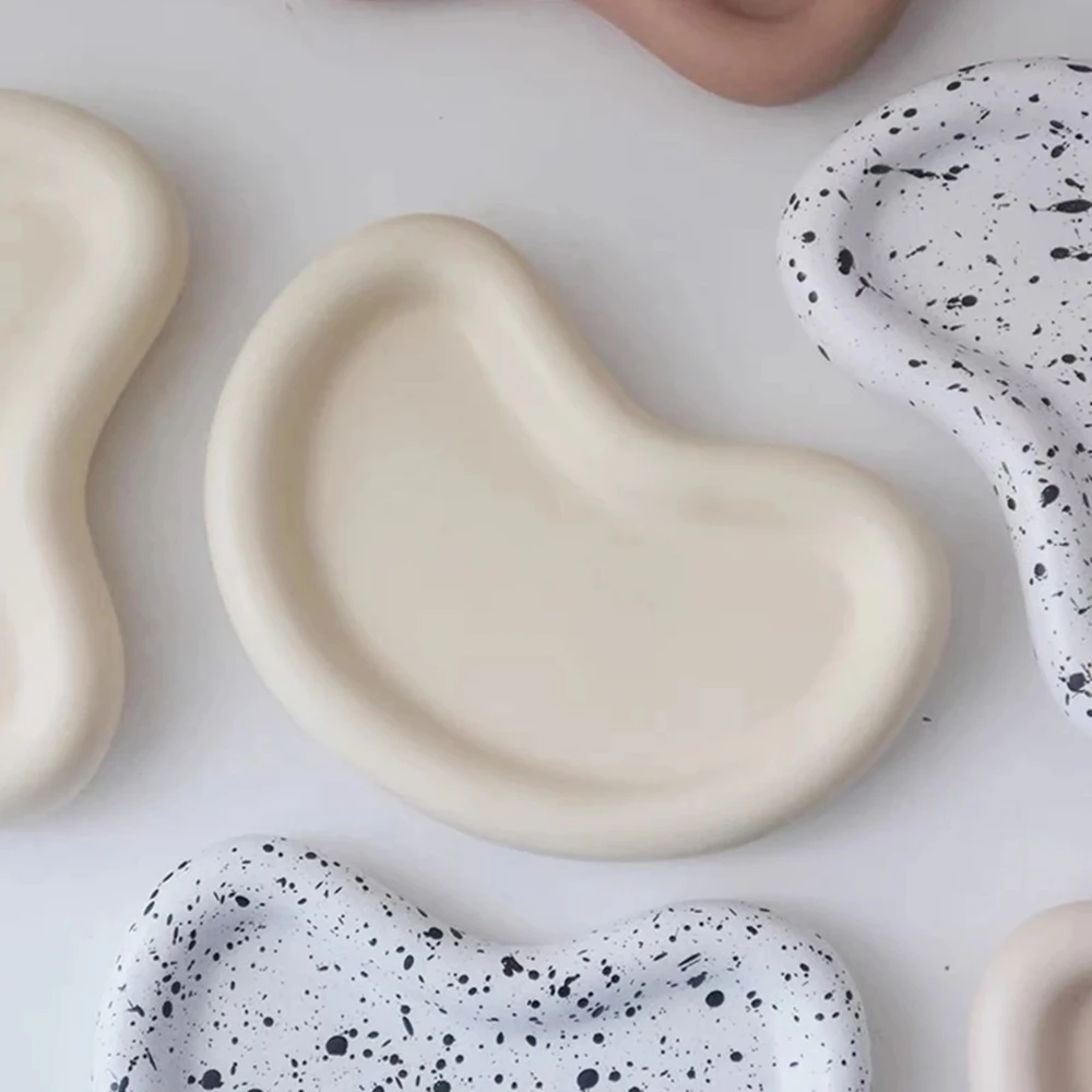 Plate Cement Concrete Silicone Mold Pallet Plaster Home Storage Dish Mold Trinket Moon Shape Tray Coaster Resin Mould