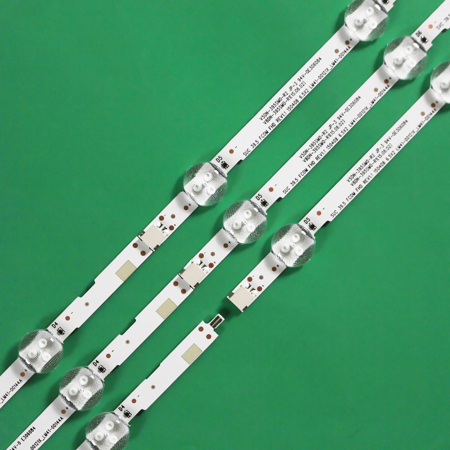 Striscia di retroilluminazione a LED per UE40J5300 LM41-00355A LM41-00465A LM41-00121X LM41-00144A UE40J5200AW UA40KF21E UE40J5070SS UE40J5000
