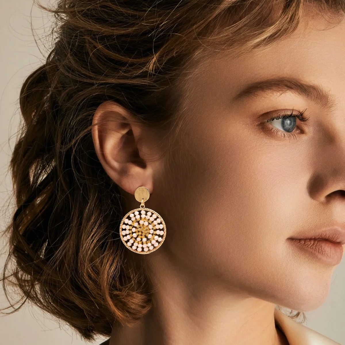 

Bohemian Ethnic-Style Handcrafted Elegant Metal Earrings Exquisite Round Natural Stone Crystal Bead Earrings Party Jewelry Gift