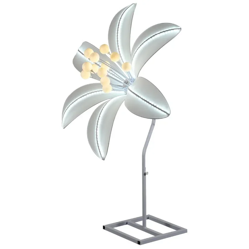 

Lily background three-piece wedding decoration ornament milk silk cloth wrought iron paint LED light strip props