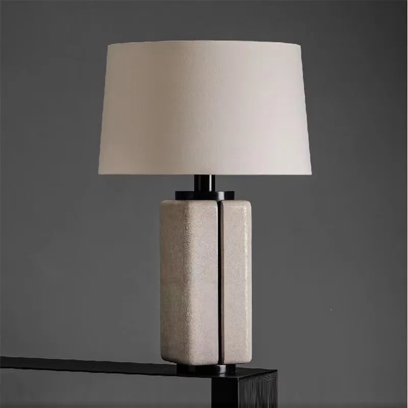Italian Style Living Room Leather Base Floor Lamps Light Luxury Model Room Bedsides Study Cafes High-end LED Desk Table Lights