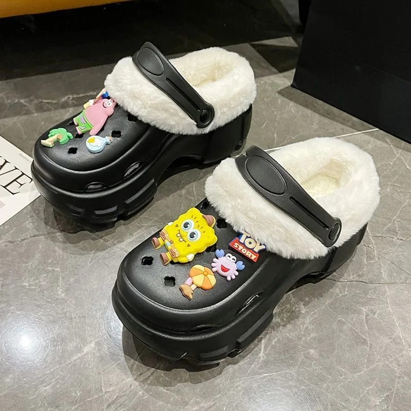 SpongeBob SquarePants Cotton Slippers Hole Shoes 2024 New Women's Non slip and Velvet Outer Thick Bottom Home Slippers