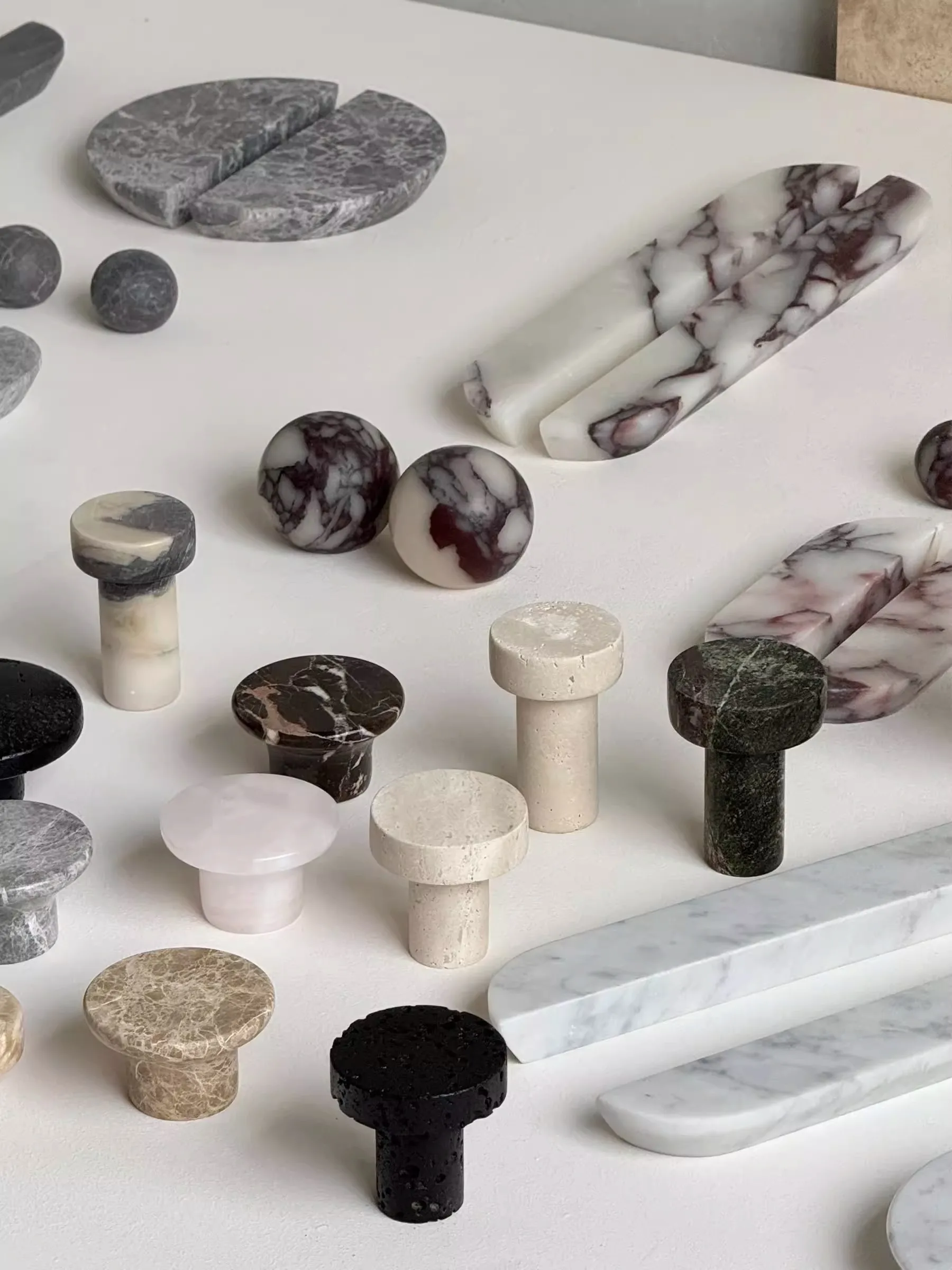 Light luxury Advanced Marble Wardrobe Door Handle Retro Cave Stone Creativity Bathroom Windows Doors Decoration Door Handle