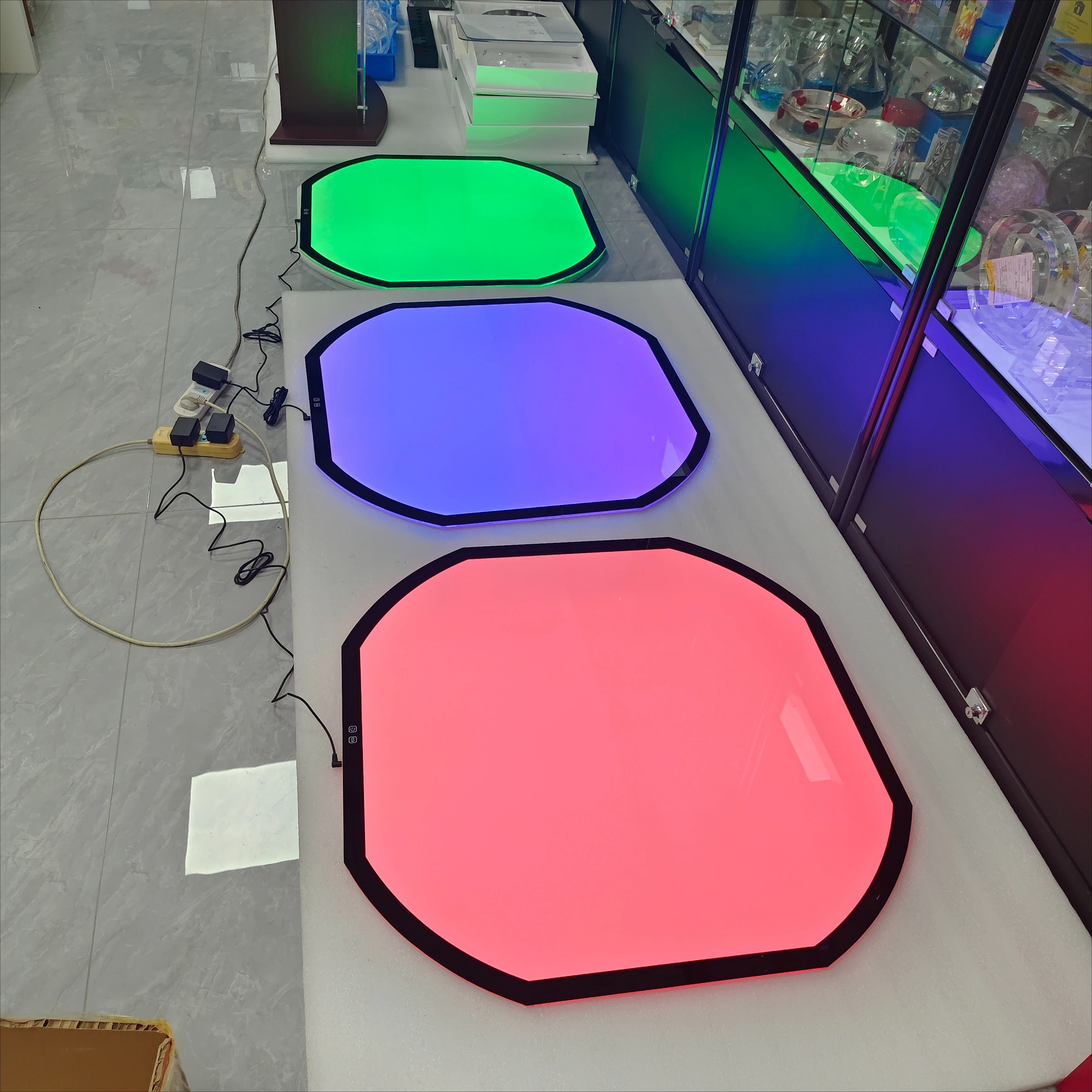 

Octagonal LED Light Box Sketchpad - Children's Educational Toys