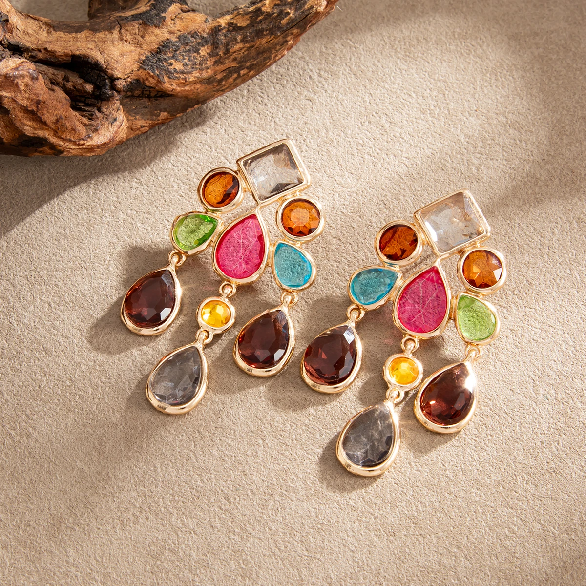 Ingemark Trendy Colorful Rhinestone Pendant Earrings for Women Vintage Water Droplet Tassel Drop Earrings Party Jewelry Gifts