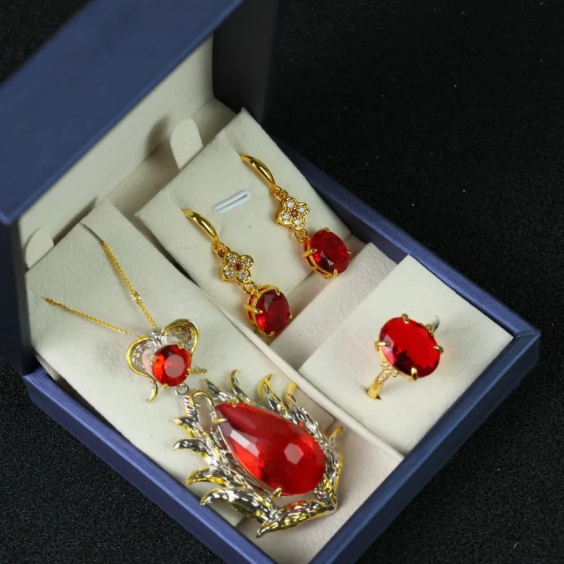 

New Natural High-ice Red Suit Pendant, Temperament Versatile Jewelry