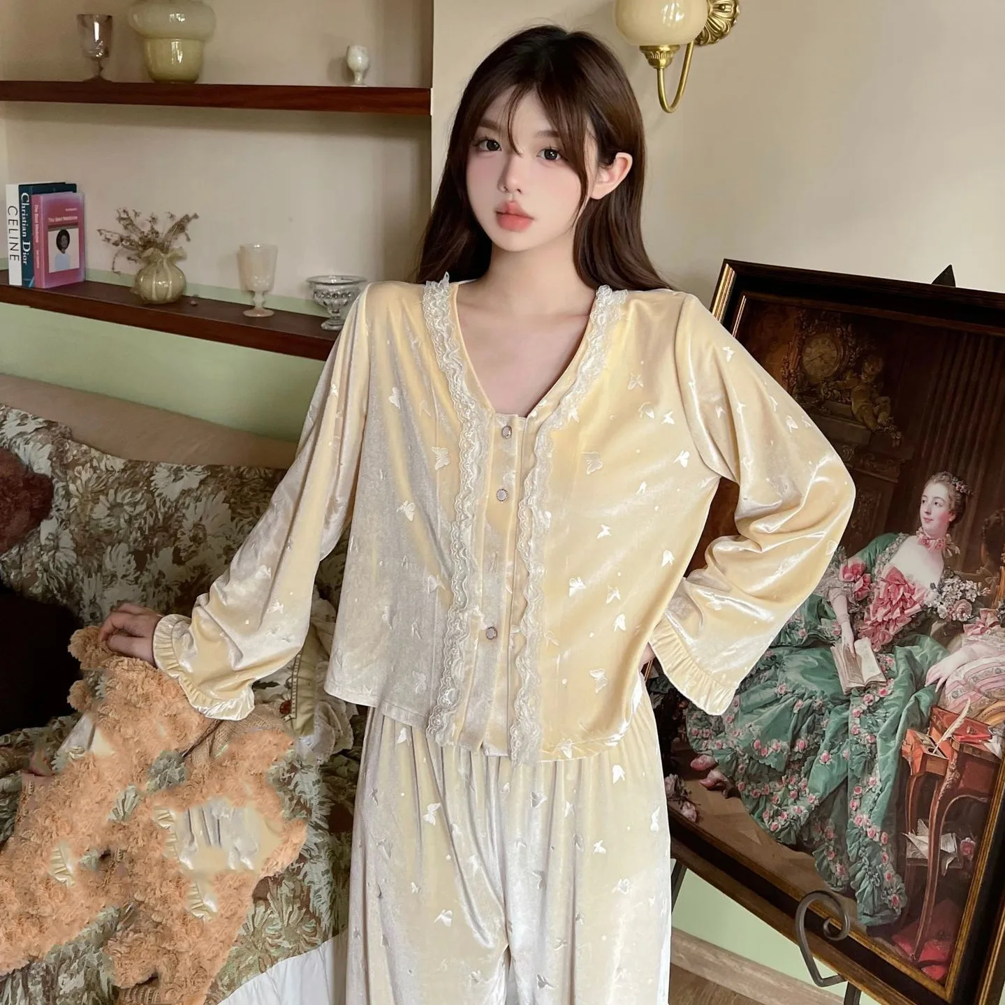 

Autumn Winter Velvet Sleepwear 2PCS Pajamas Set Velour Pijamas V-Neck Shirt Trouser Suit Lounge Wear Casual Homewear