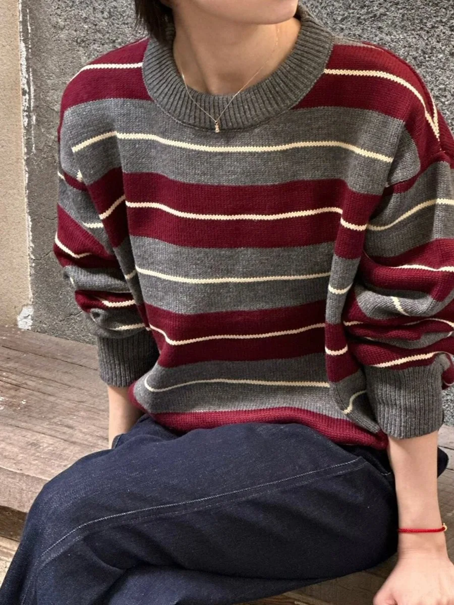 

Retro Striped Loose Fit Overhead Knitted Sweater for Women Autumn Winter Lazy Sle Design Sense Casual Comfortable Top