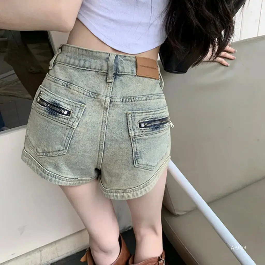 Y2k Denim Shorts femmes 2025 été nouveau taille haute et conception mince un mot Super court pantalons chauds