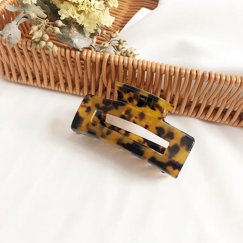 2026 Farbenfrohe Acetat-Haarklammer in Übergröße, Geometrische Haarspange, Modische Krabbenklammer für Damen-Haaraccessoires – Detail 5