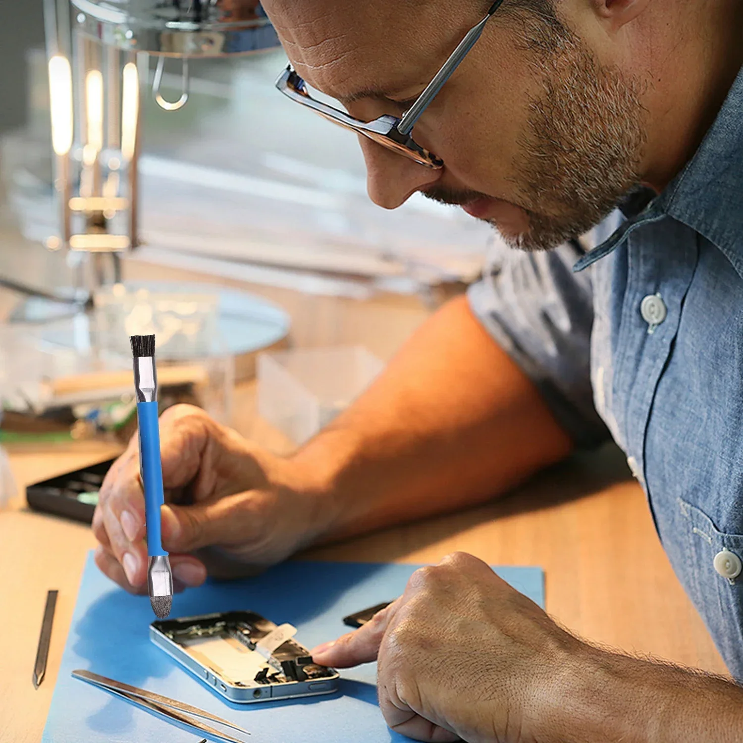 Doppelkopf-Reinigungsbürste aus Stahldraht, Reparaturwerkzeug-Set für Motherboards und Leiterplatten, antistatische Reinigungsbürsten für Mobiltelefone – Detail 4