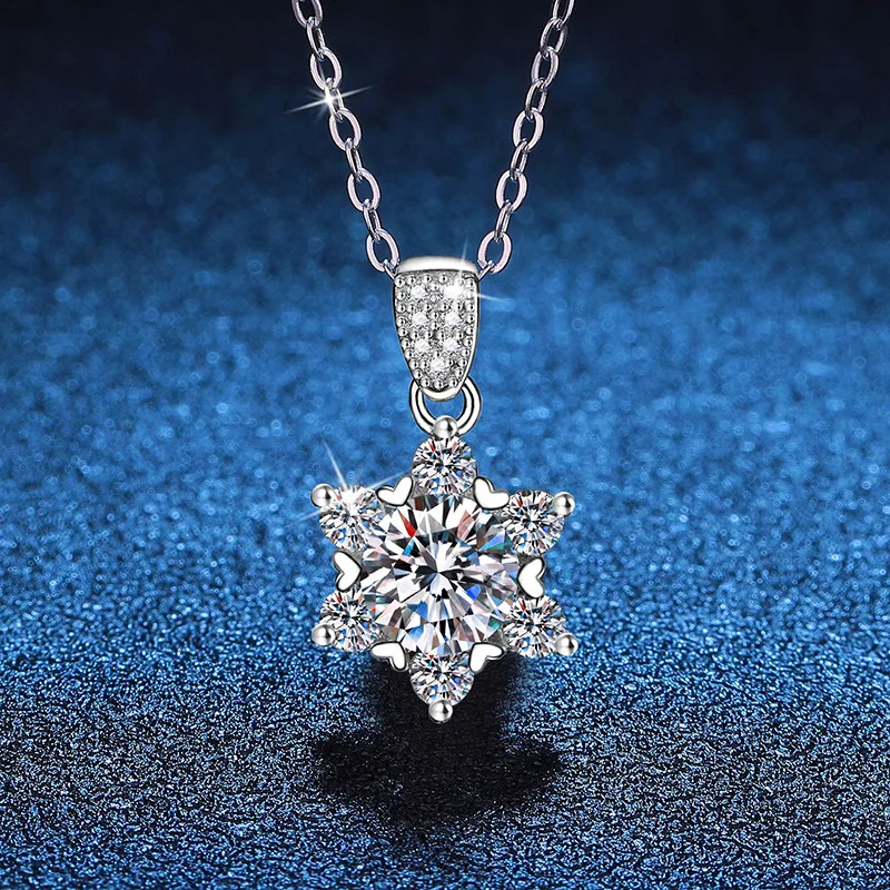 Moissanite New Snowflake Hexagram Pendant Light Luxury Necklace 1 Carat Moissanite Platinum PT950 Mark