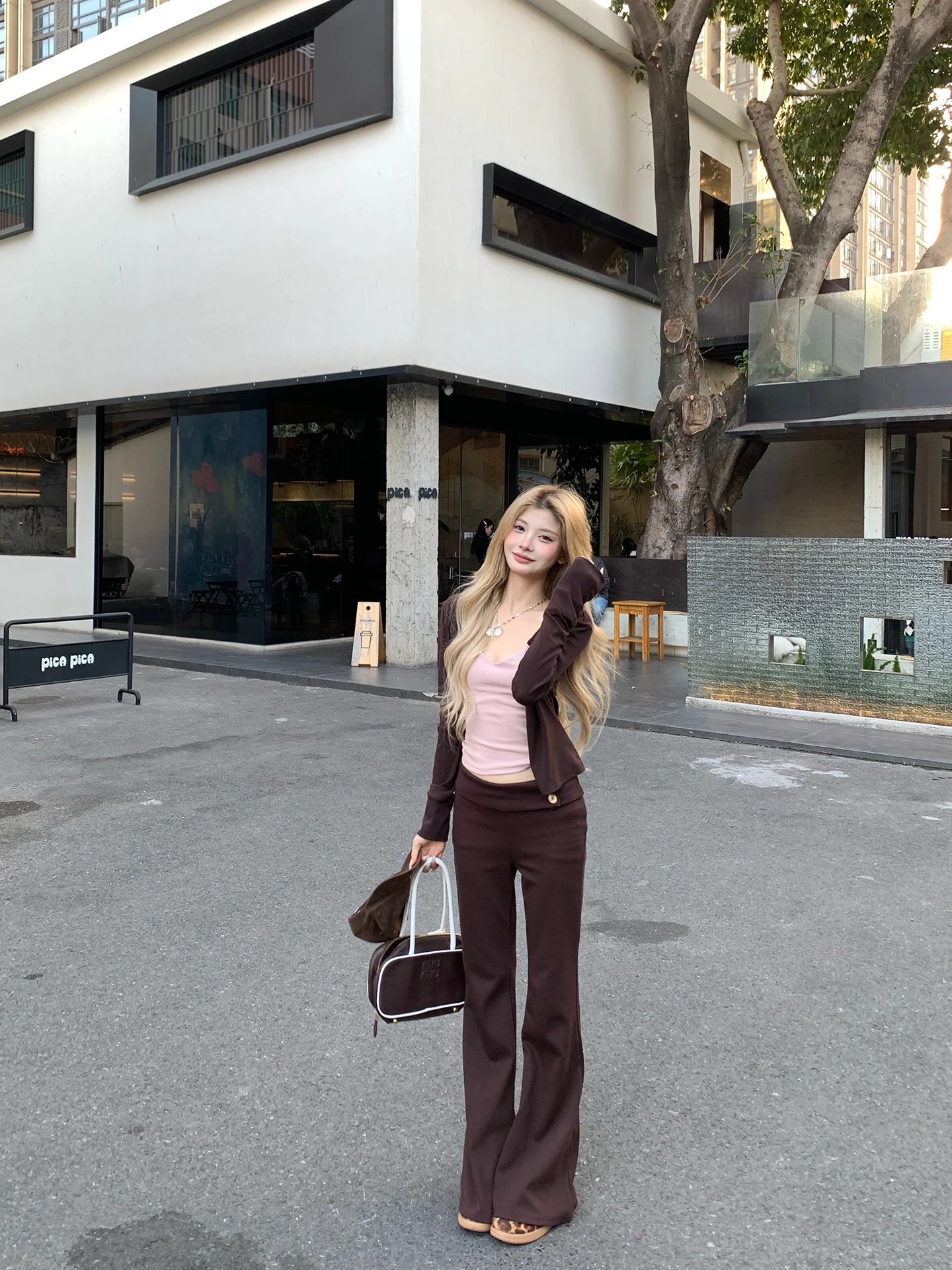 

Spring 2026 Casual Pants Women's Coffee Color Micro Flare Straight Leg Cotton Blend Elastic Waist Trousers Commute Sle