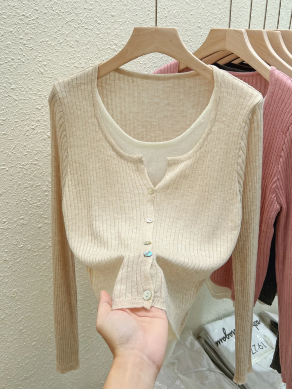 

Women's Knitted Woolen Cardigan 2024 Autumn New Sle Inner Base irt Versatile Sweater Jaet Match All Top Layered Design