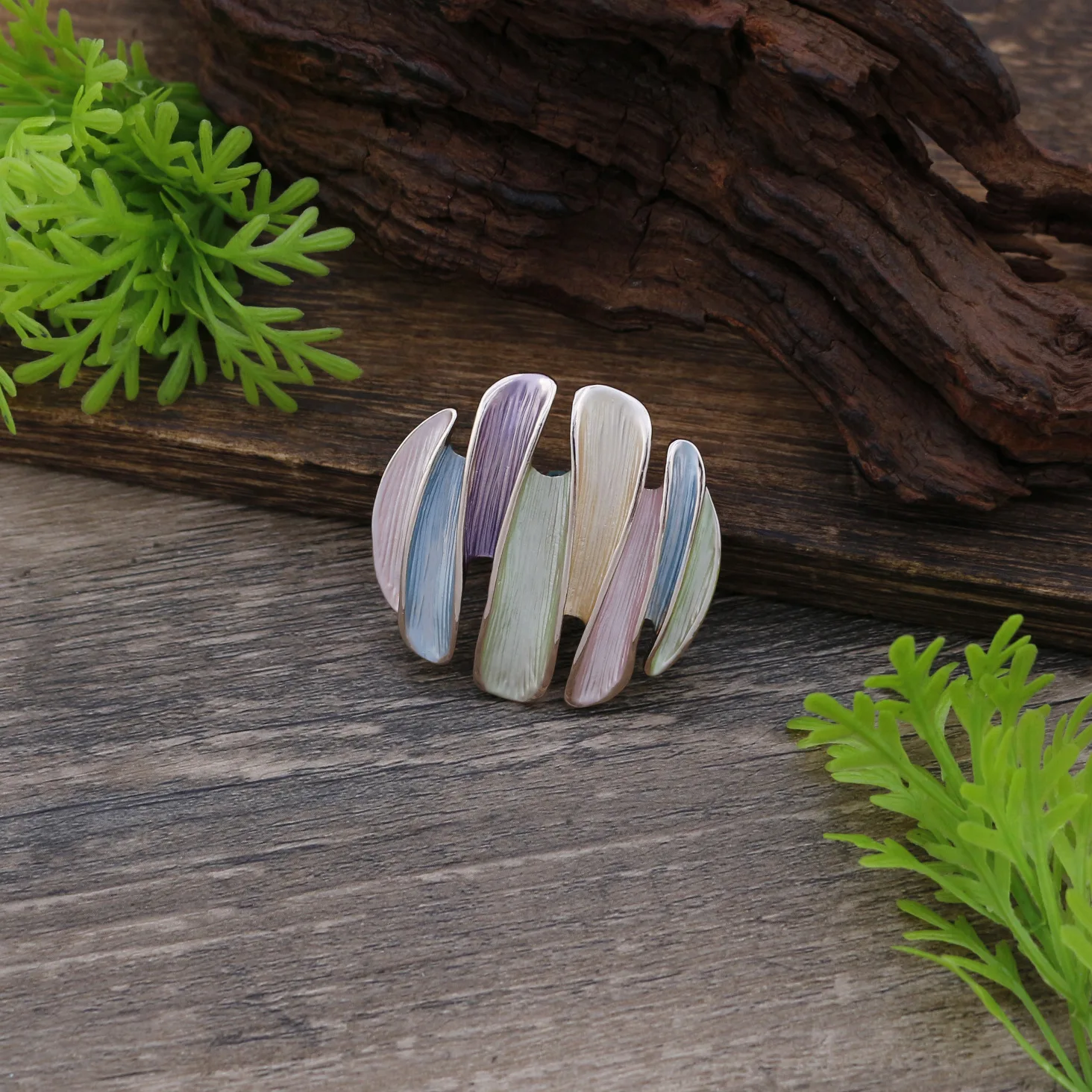 hot-selling enamel color round geometric magnetic brooch women's simple and advanced sense multi-functional chest b