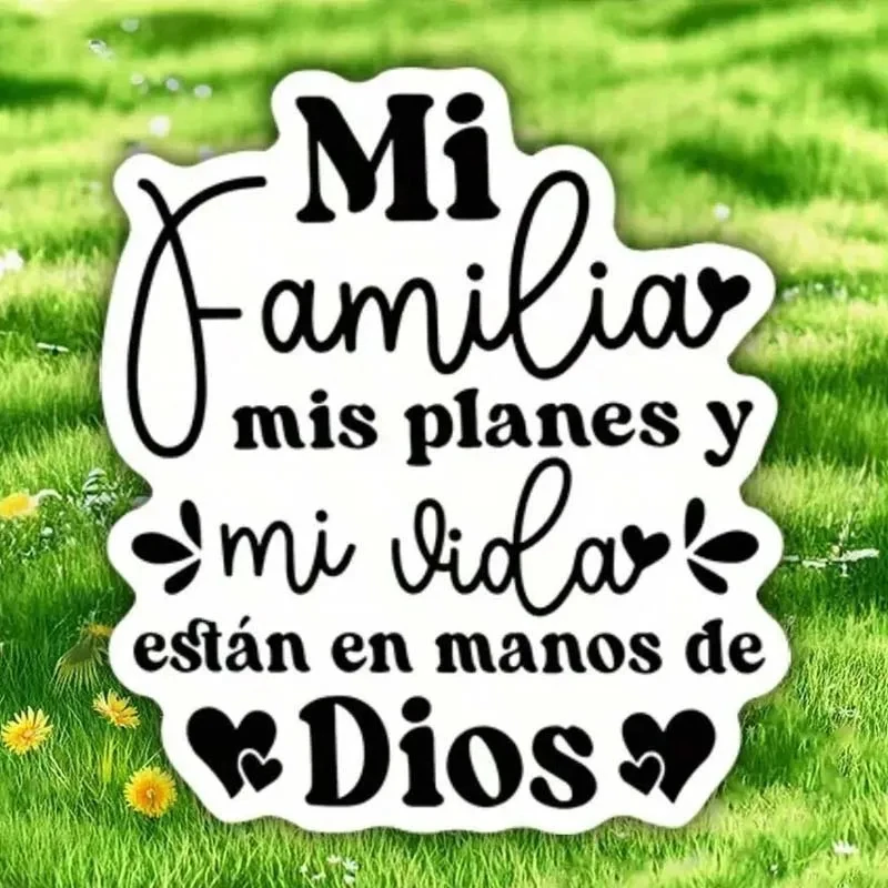 A Car Sticker That Reads "My Family And My Life Are In God", A Spanish Bible Verse, Suitable For Car Stickers, Car Decals - view 4