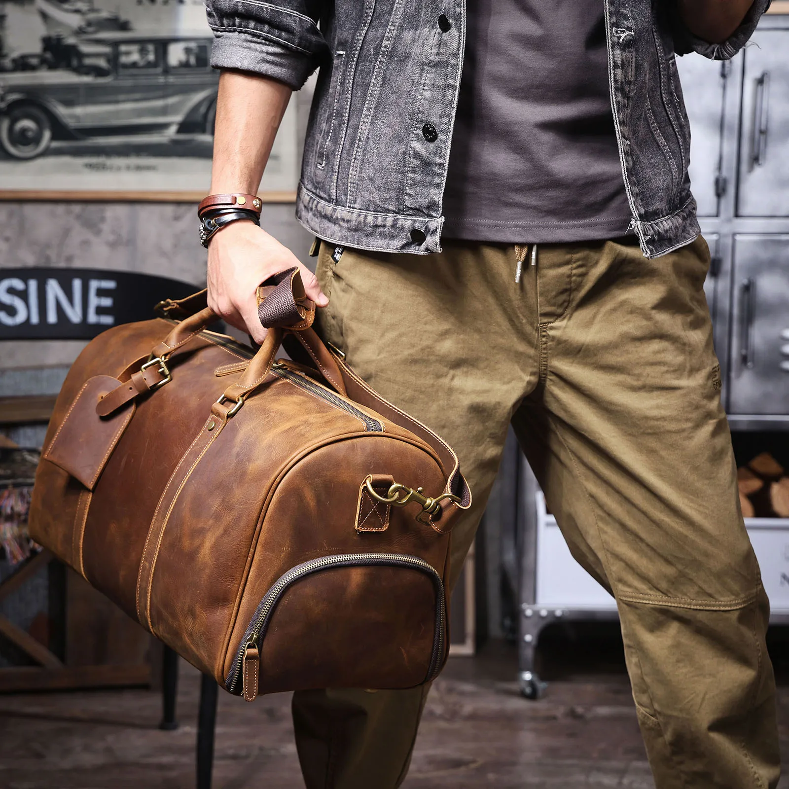 S.WORKER Vintage Vollnarbenleder Herren-Reisetasche Handgefertigte Weekender-Reisetasche – Detail 4