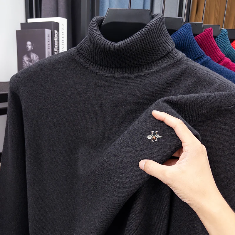 Schmal geschnittener Unisex-Pullover mit langen Ärmeln, hohem Kragen und Bienen-Stickerei, Herbst-Winter-Neuheit, für Freizeit und tägliche Pendelbewegungen. – Detail 10