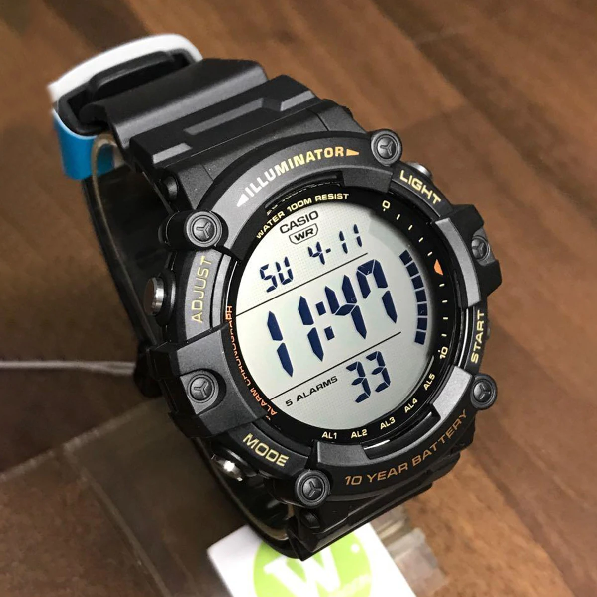 ساعة كاسيو للرجال بمينا كبير ومتعددة الوظائف وشاشة عرض بسيطة وواضحة AE-1500WHX-1A/3A