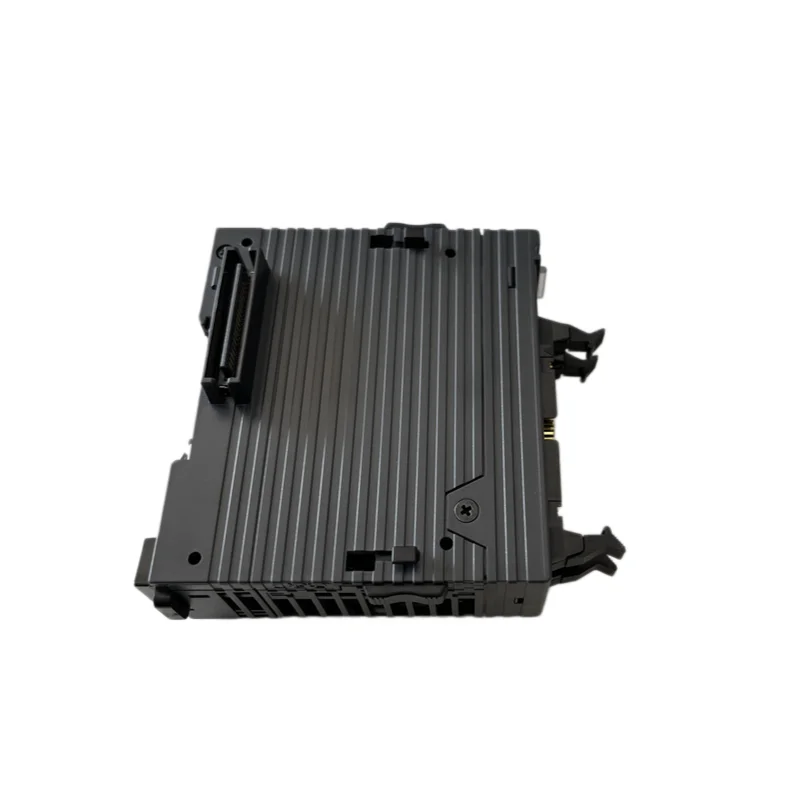 KEYENCE KV-C64XC KV-C32XA KV-C64TCP PLC Programmable Controller 64 Point Connector Used for Location Acquisition in Stock