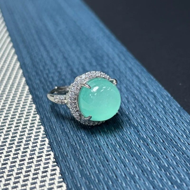 

High-ice Quartzite Jade. Inlaid Women's Ring, Exquisite and Elegant