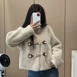 Chaqueta corta holgada de pelo de visón para mujer, abrigo elegante con botones de perlas, aspecto delgado, estilo coreano, invierno, 2024
