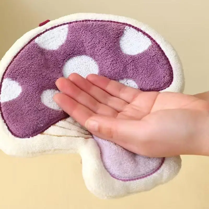 Asciugamani a mano morbido pile corallo a forma funghi asciugamano a mano altamente assorbente per casa e
