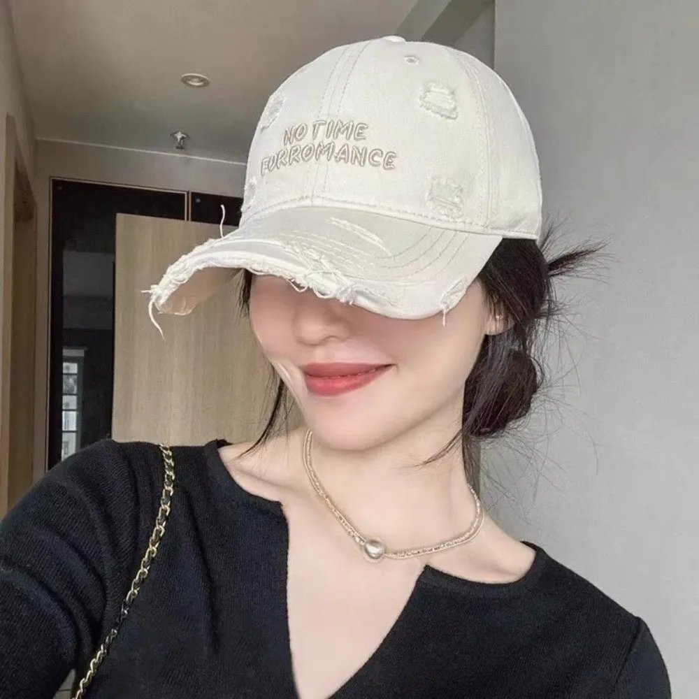 

Adjustable Ripped Baseball Cap Korean Alphabet Embroidery Holes Peaked Cap Washed Cotton Visor Letter Baseball Hat Teenagers