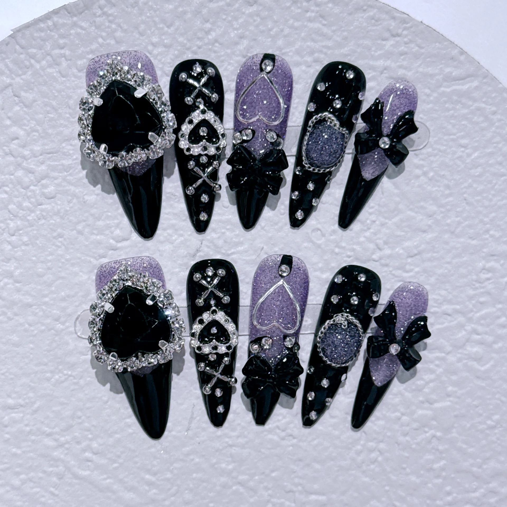 10 Stück Stiletto-Mandel-Nägel zum Aufdrücken, dunkelschwarz, künstliche Nägel mit Schmetterlings-Stern-Design, heißes Mädchen, abnehmbare, vollständige Abdeckung, Nagelkunst-Spitze – Detail 4
