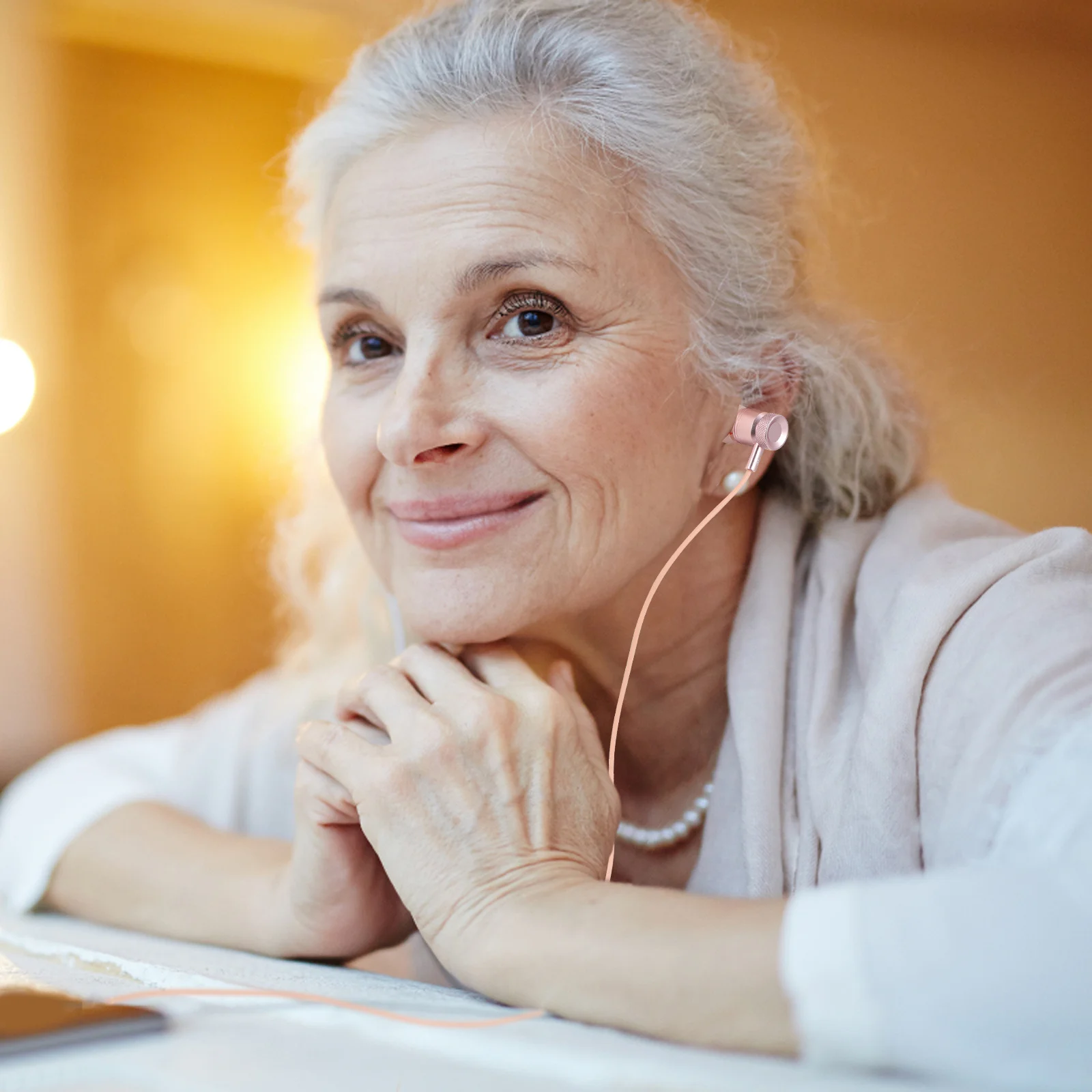 

Super Bass In-Ear Headphones 3.5Mm Jack With Microphone For Smartphone Laptop Cancelling Earbuds High Impedance