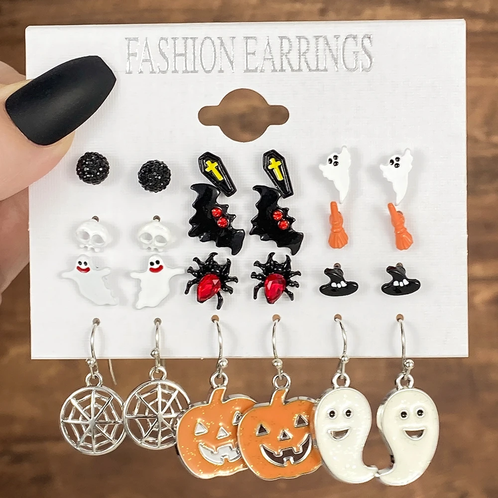 IPARAM Black Coating Spider Bats Pumpkin Cute Earrings for Women Girls Gothic Halloween Festival Earrings Fashion Jewelry Gift