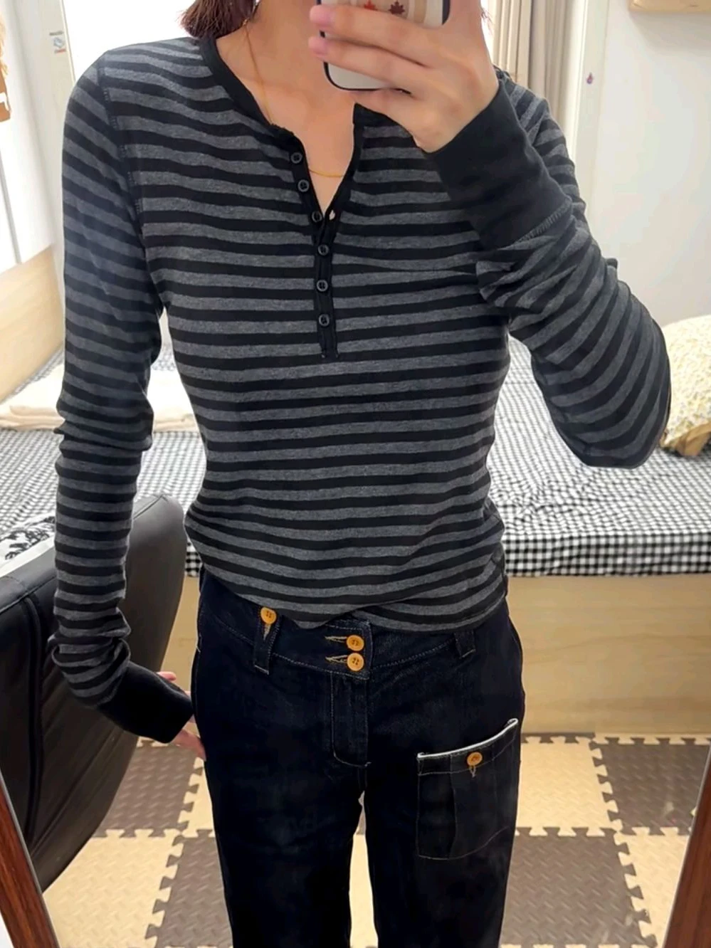 Vintage Black Striped Long Sleeve T-shirt Woman Autumn O-neck Six Buttons Cotton Slim Tee Top Female Casual Preppy Style Tshirts