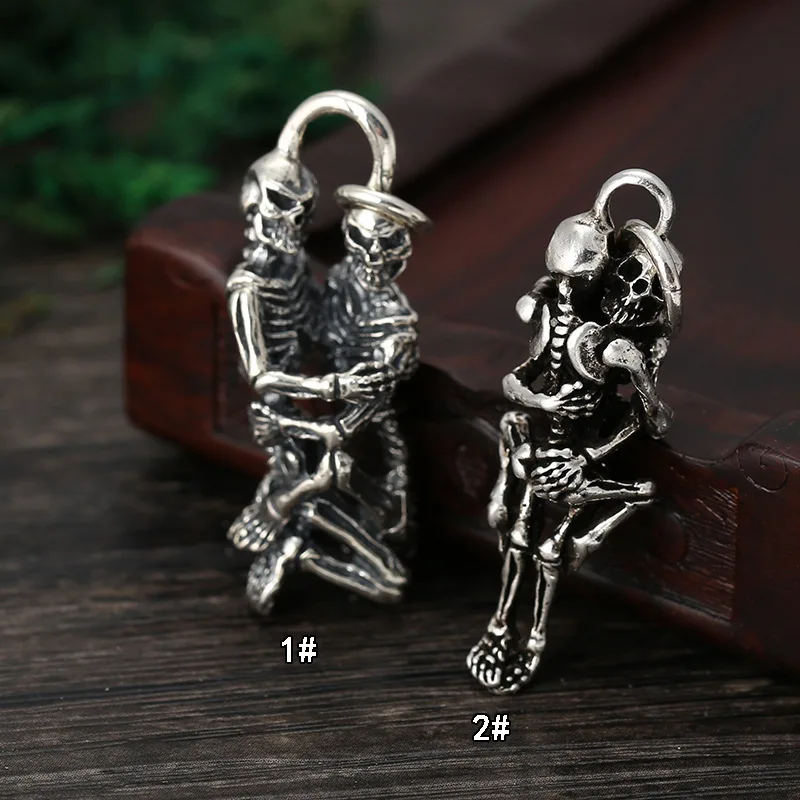 

Wholesale s925 pure silver retro jewelry fashionable and personalized men's and women's pendant Thai silver punk style skull pen