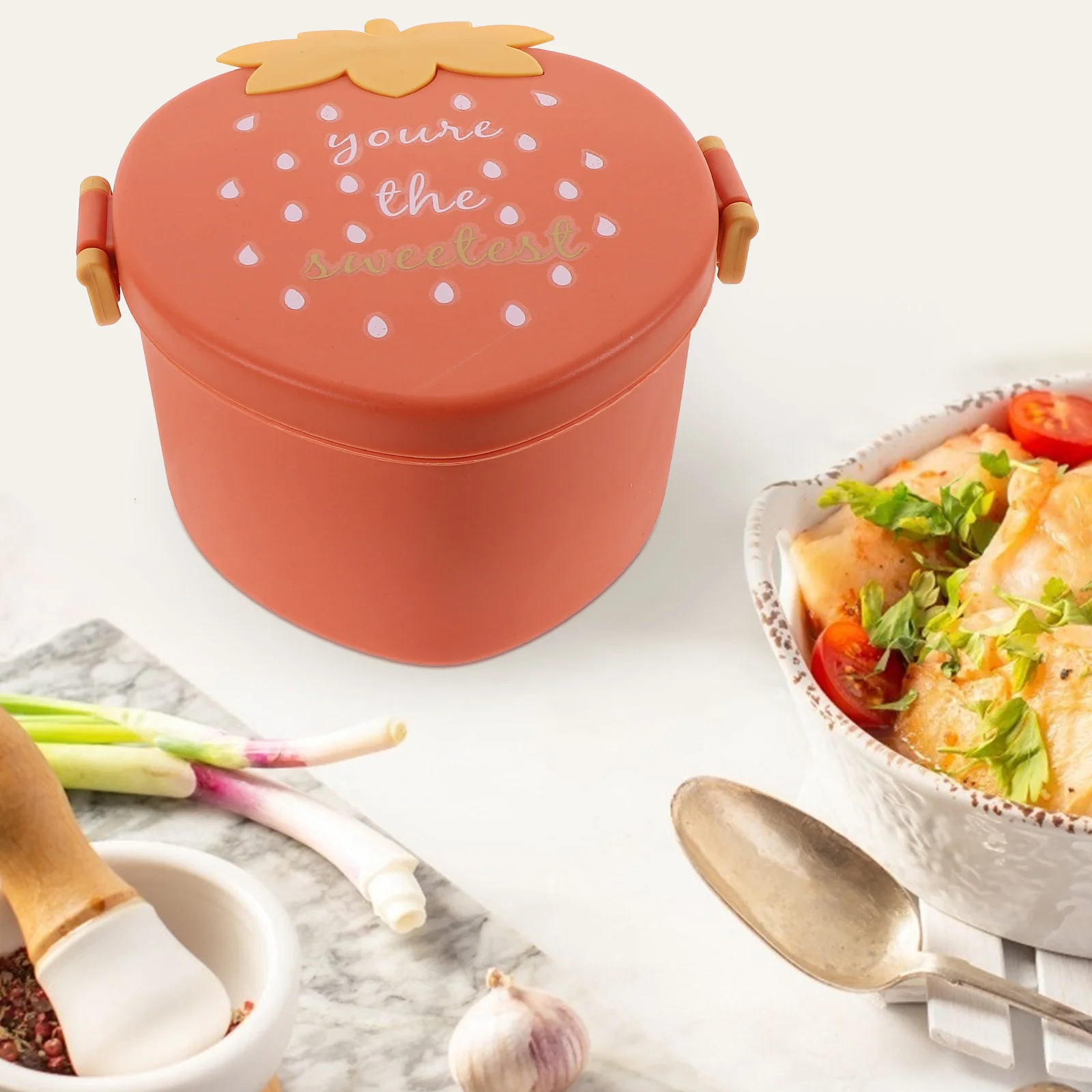 

Strawberry Plastic Lunch Boxes Insulated Food Containers Lightweight Compact PP Removable Layers Picnic Adult