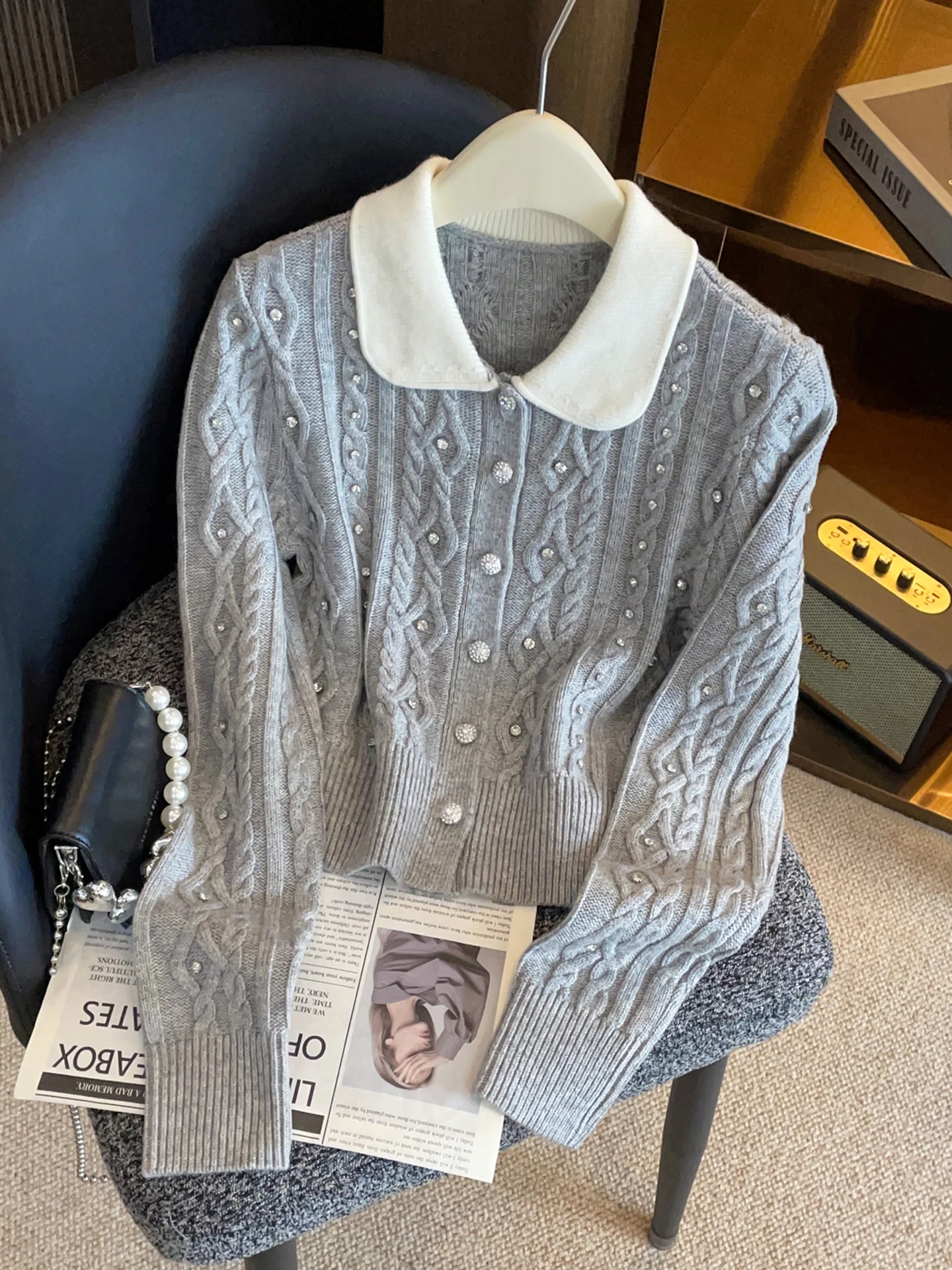 

Luxury Spring Knitted Cardigan Coat with Rhinestone Baby Doll Collar Perlesque Sle Long Sve ort Length Casual Wear