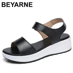 Sandali con zeppa da donna Scarpe casual estive in vera pelle Sandali con plateau da donna con punta aperta concisa Nero Bianco H050