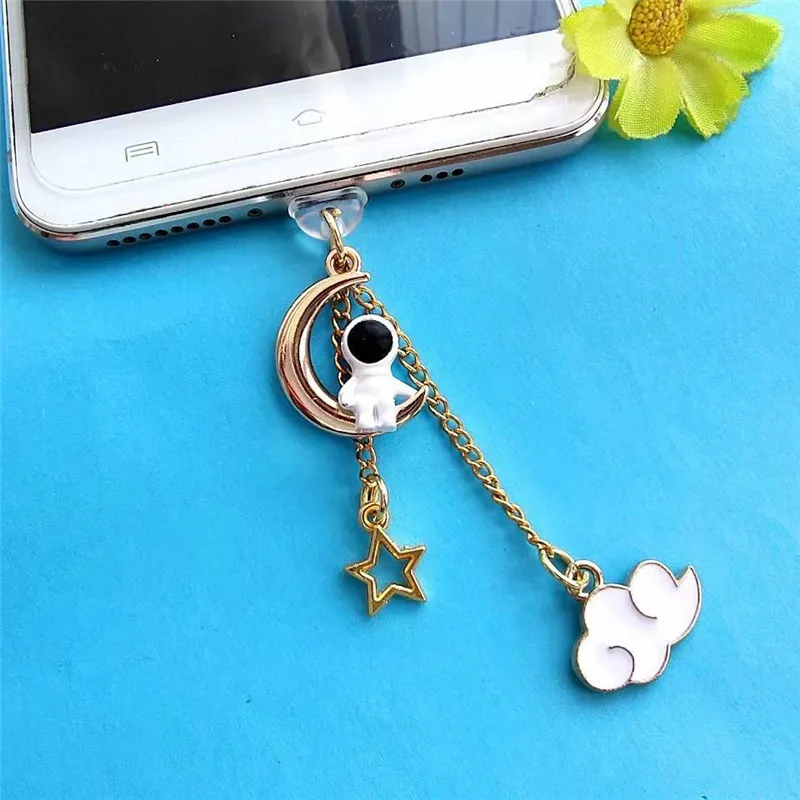 Astronaut Phone Dust Plug Charm Pendant Kawai Anti Dust Cap Charge Port Plug For iPhone Android Type C Dust Protection Stopper