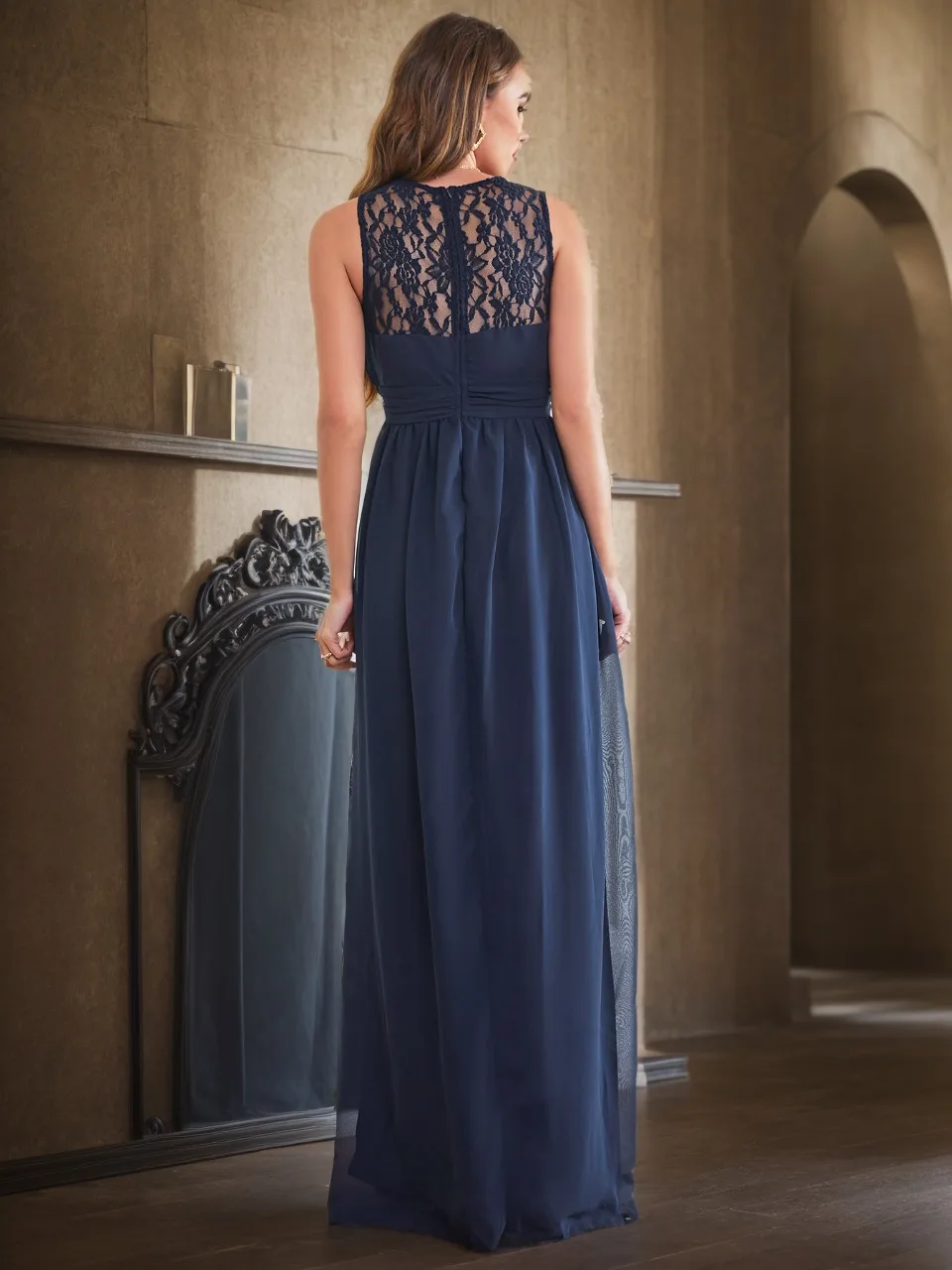 Robes trapèze empire pour femmes, dos en dentelle florale, col rond, sans manches, longue robe en mousseline de soie, taille plissée, longueur au sol, robes de soirée