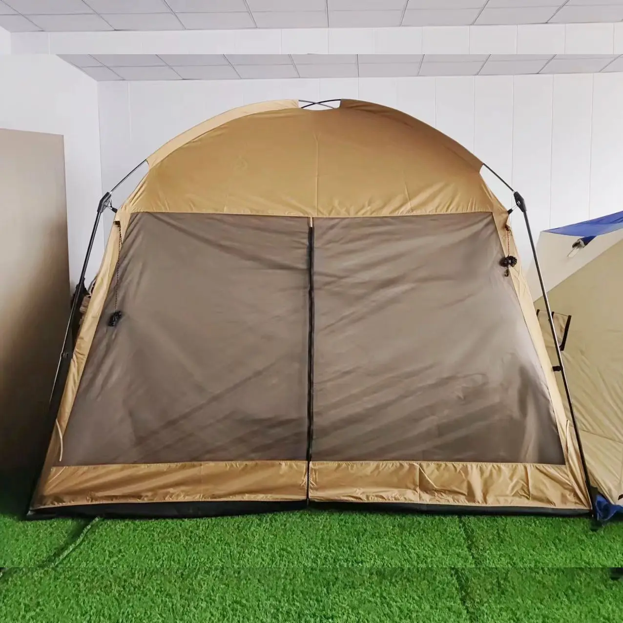 One Bedroom Outdoor Camping Tent Double-Layer Oxford Fabric Large Space Gazebo Anti-Mosquito