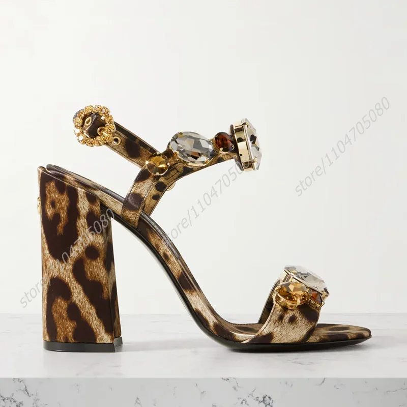 

Brown Black Leopard Print Graffiti Crystal Diamond Sandals Women Chunky Heel Eweled Strap Open Buckle Pump Girl Elegant Shoes