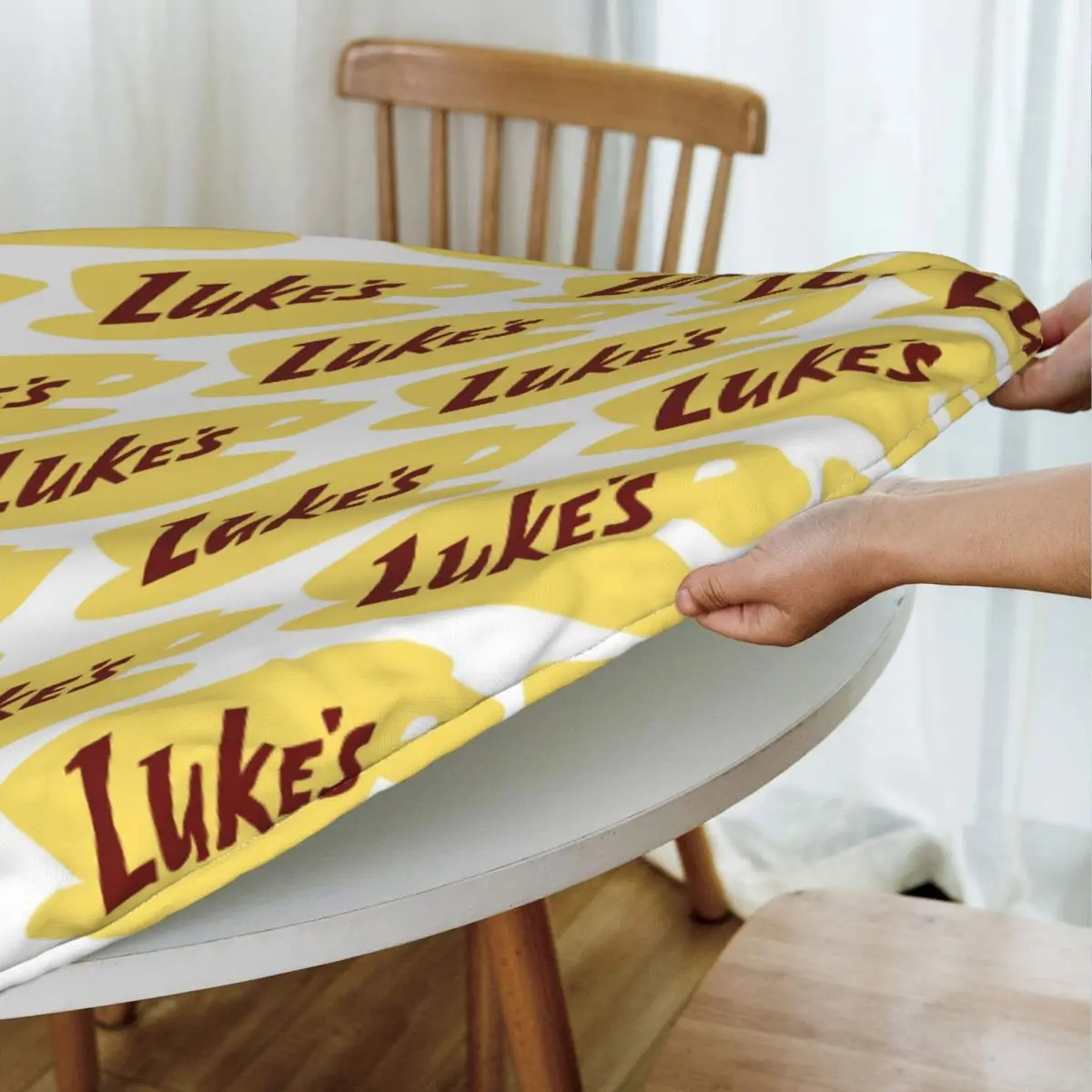 Luke's Diner Gilmore Girl Birthday Gift Waterproof Round Tablecloth Oilproof Table Cloth for Kitchen Events Dining Table Cover