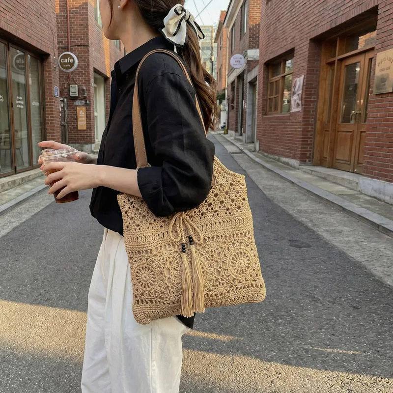 2026 New Large Capacity Cotton Woven Shoulder Bag for Women Hollow Mesh Tote Bag Seaside Vacation Beach Bag
