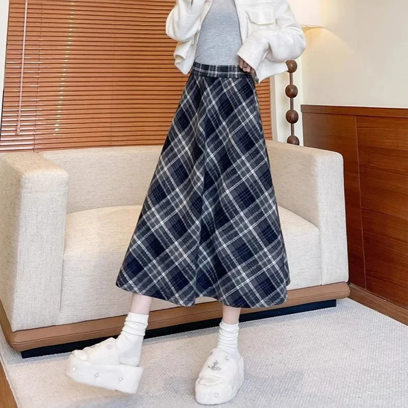 

Autumn Winter Vintage Plaid Midi Skirts Female Elastic High-Waisted Woolen Long Skirt Woman Versatile Loose A Line Swing Skirts
