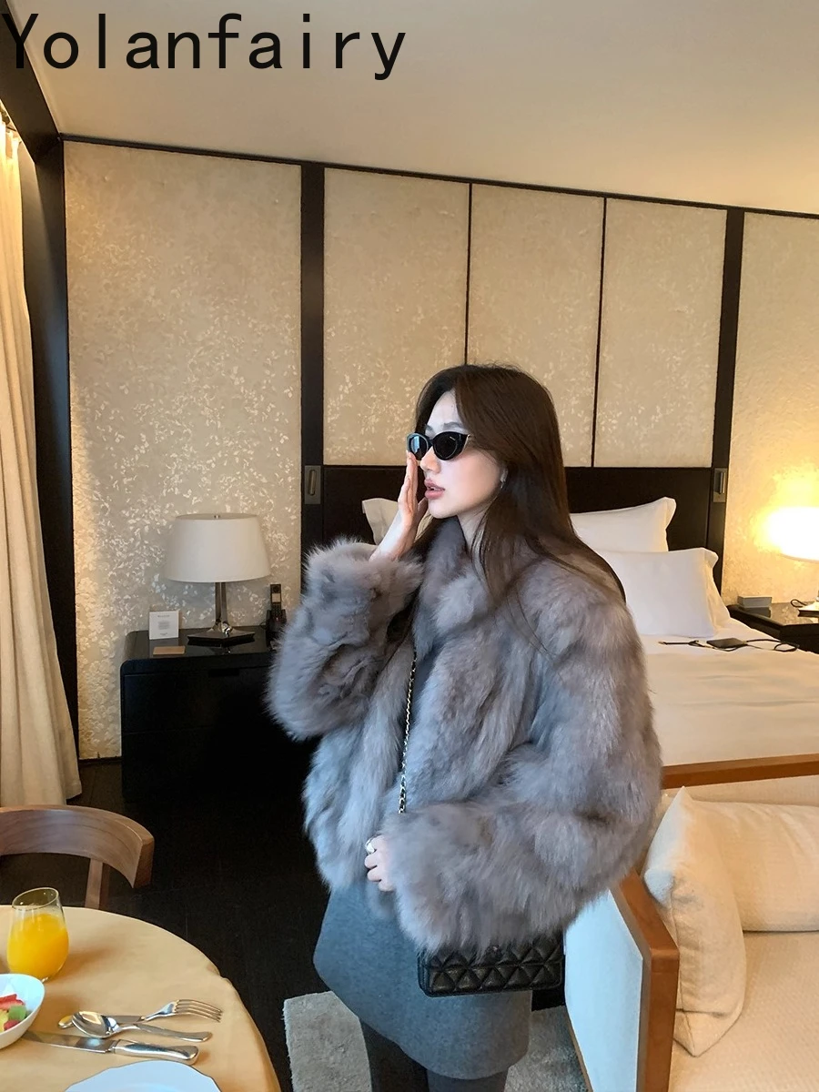 YOLANFAIRY معطف الفرو الطبيعي المرأة الشتاء قصيرة 100% ريال فوكس سترات من الفرو للمرأة الفاخرة 2025 الراقية معاطف السترة الفراء Casaco
