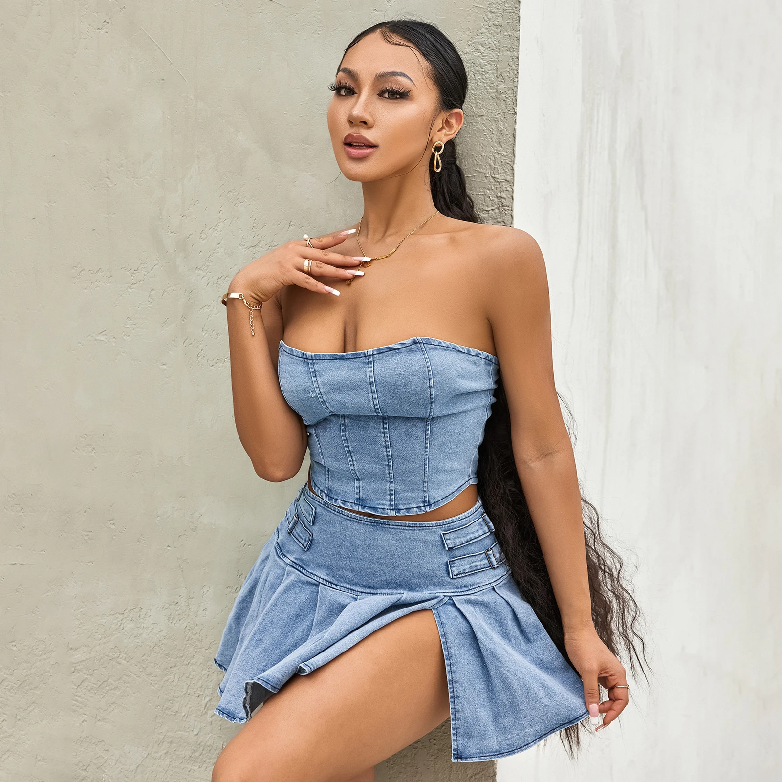 

Dourbesty Women Sexy 2Piece Denim Skirts Sets y2k Sleeveless Backless Low Cut Bandeau Pleated Flowy Mini Skirts Summer Clubwear