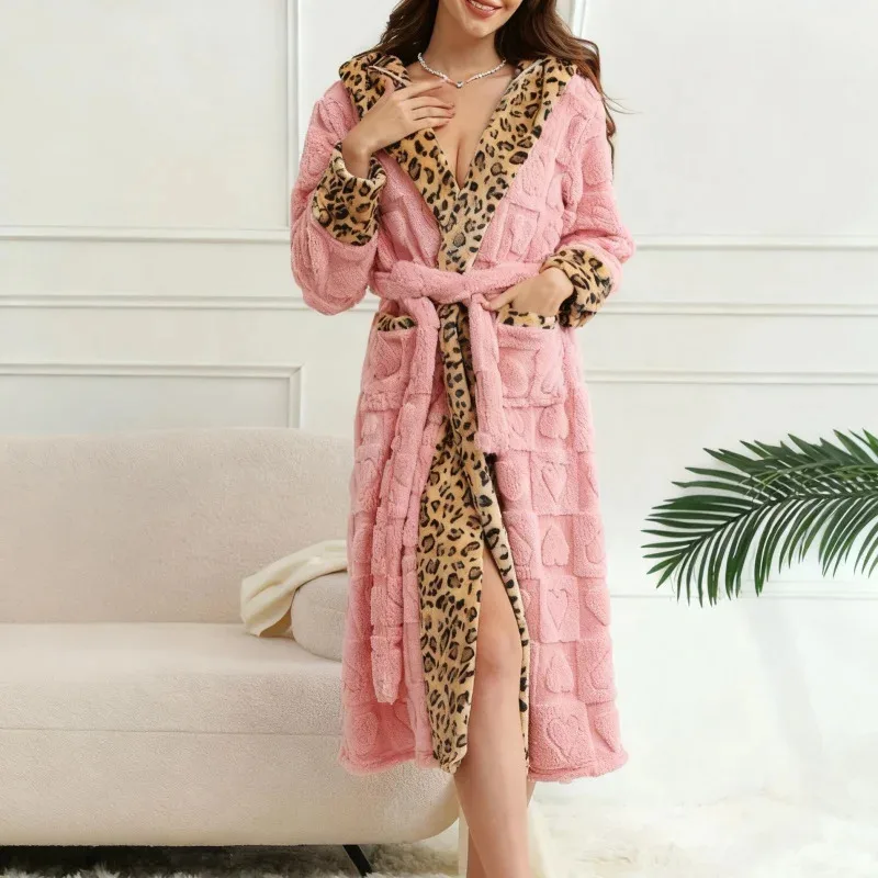 

1 pc Autumn Winter Light Luxury Personalized Nightgown Leopard Print Bathrobe Flannel Lace-up Hooded Bathrobes Women's Homewear