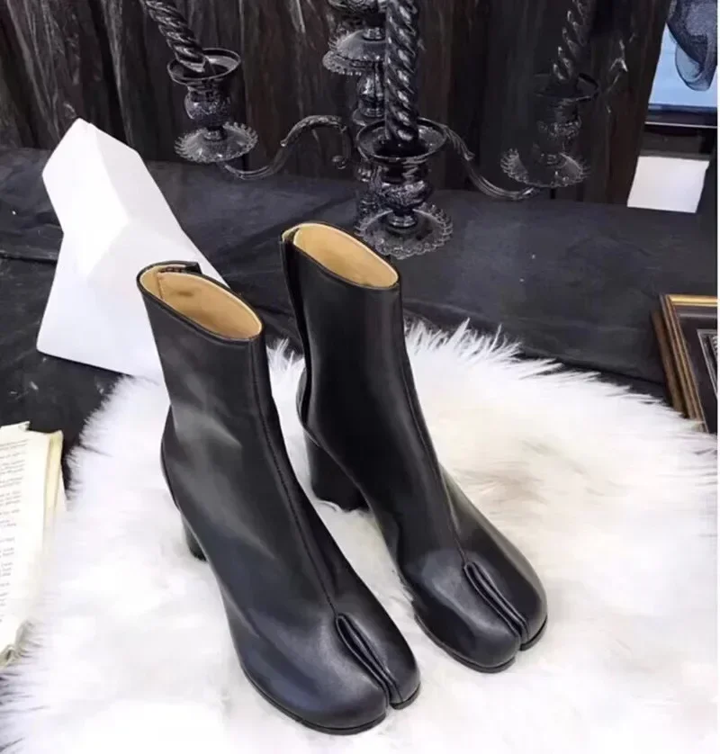 2024 Women\'s New Spring and Autumn Mid Length Boots Fashion Split Toe Women\'s Boots Round Head Thick High Heel Short Boots